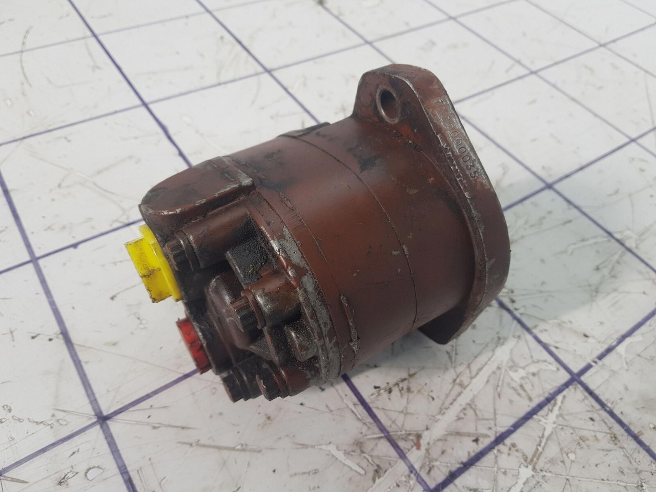 Grove steering pump - Bomba de dirección para Grúa: foto 3 Grove steering pump - Bomba de dirección para Grúa: foto 3