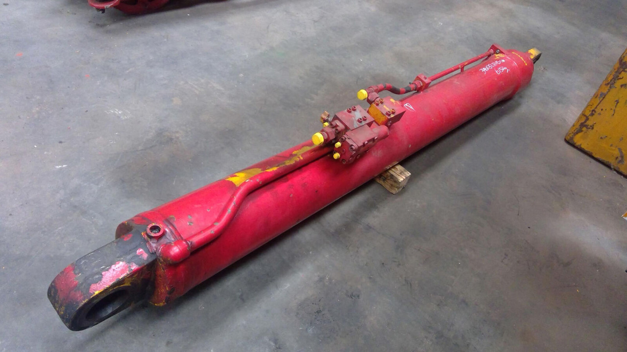 Krupp KMK 3045 boom cylinder - Cilindro hidráulico para Autogrúa: foto 2 Krupp KMK 3045 boom cylinder - Cilindro hidráulico para Autogrúa: foto 2