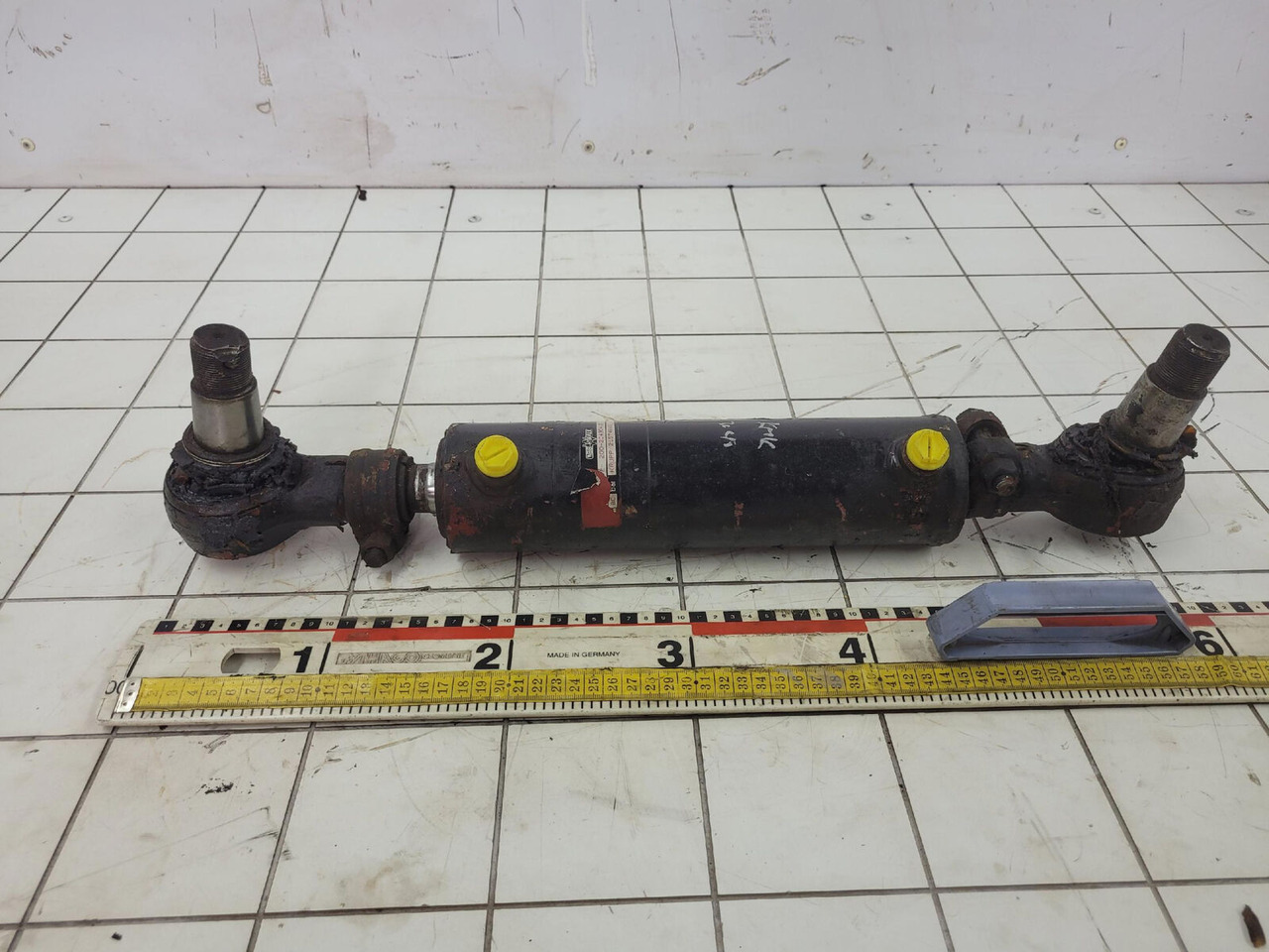 Krupp KMK 3045 steering cylinder - Cilindro hidráulico para Autogrúa: foto 1 Krupp KMK 3045 steering cylinder - Cilindro hidráulico para Autogrúa: foto 1