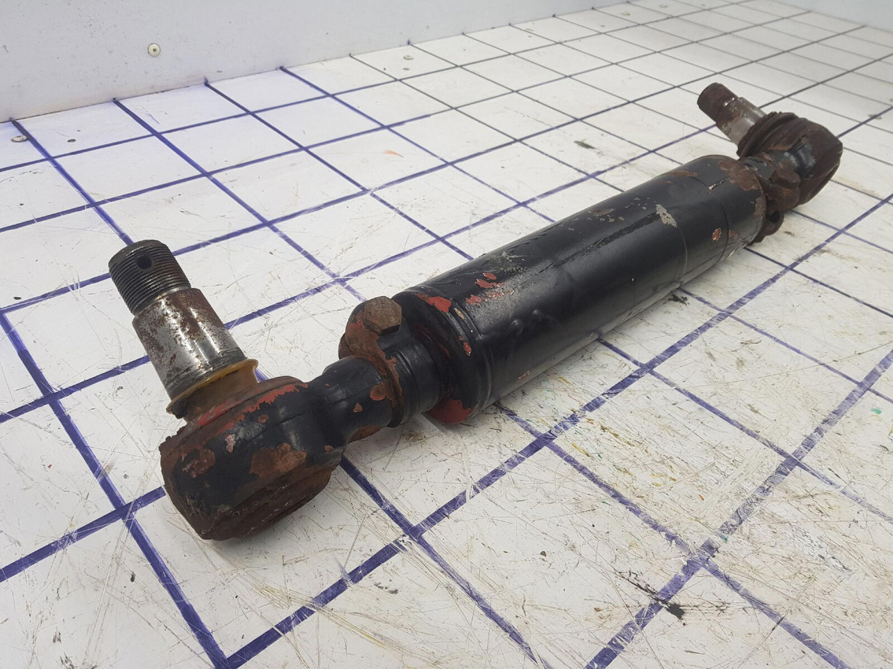 Krupp KMK 3045 steering cylinder - Cilindro hidráulico para Autogrúa: foto 4 Krupp KMK 3045 steering cylinder - Cilindro hidráulico para Autogrúa: foto 4