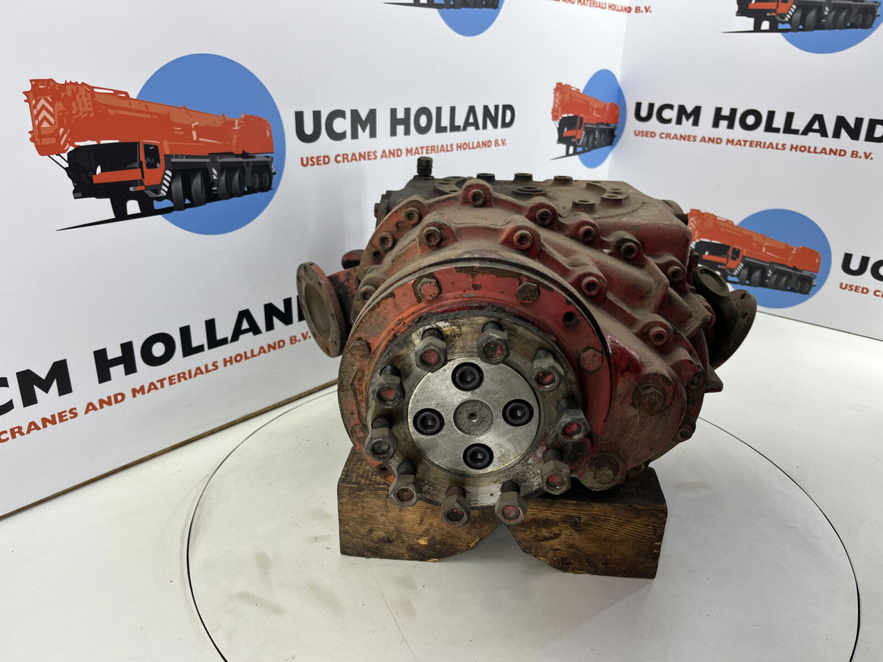 Krupp KMK 4070 axle 3 diff box - Diferencial para Autogrúa: foto 4 Krupp KMK 4070 axle 3 diff box - Diferencial para Autogrúa: foto 4