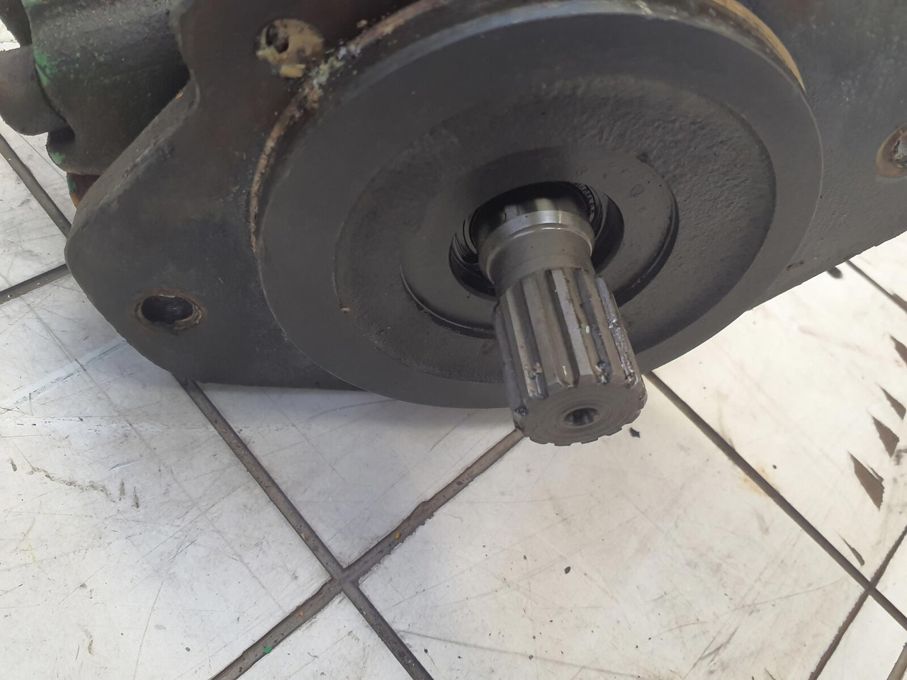 Krupp KMK 5100 3 way gear pump - Bomba hidráulica para Autogrúa: foto 5 Krupp KMK 5100 3 way gear pump - Bomba hidráulica para Autogrúa: foto 5