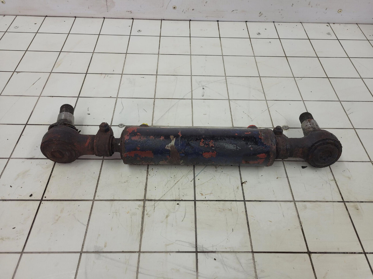 Krupp steering cylinder - Cilindro hidráulico para Autogrúa: foto 4 Krupp steering cylinder - Cilindro hidráulico para Autogrúa: foto 4