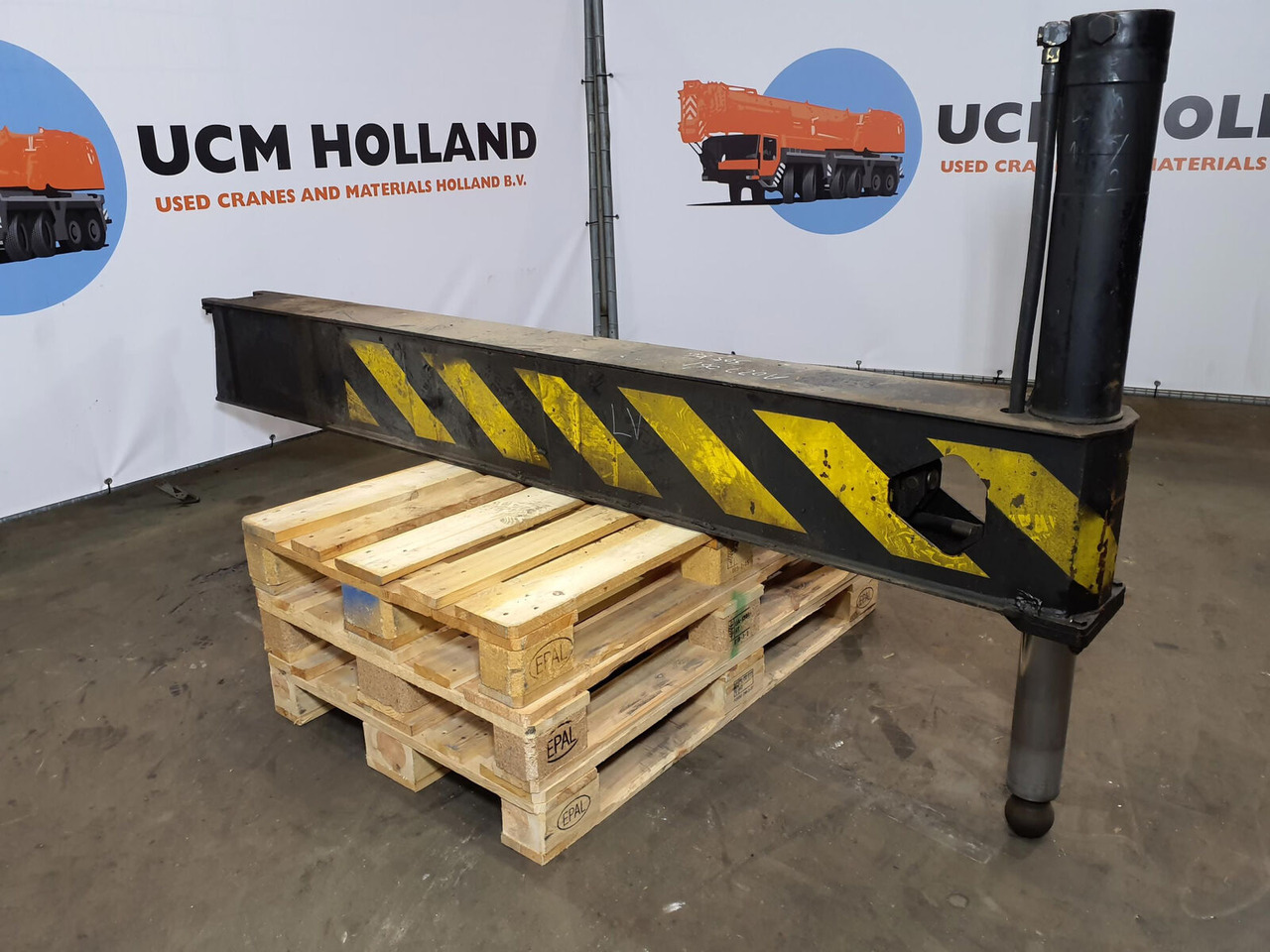 Liebherr LTM 1035/2 sliding beam complete - Suspensión para Autogrúa: foto 1 Liebherr LTM 1035/2 sliding beam complete - Suspensión para Autogrúa: foto 1