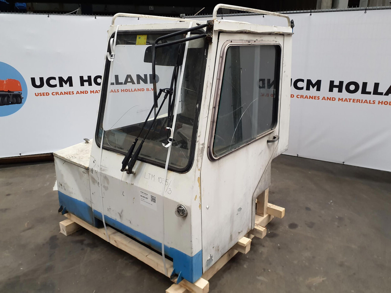 Liebherr LTM 1035/3 lower cabin - Cabina para Autogrúa: foto 1 Liebherr LTM 1035/3 lower cabin - Cabina para Autogrúa: foto 1