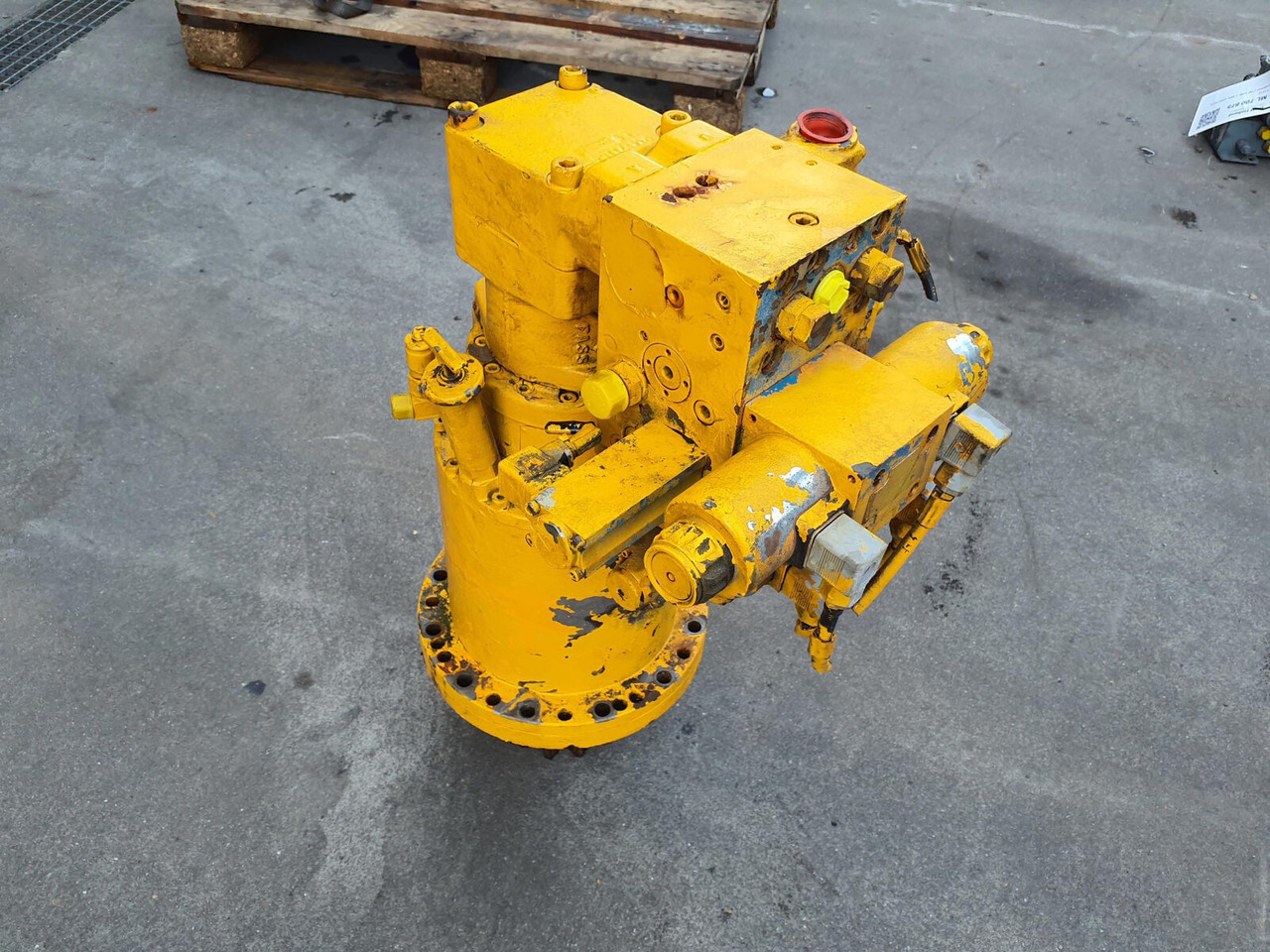 Liebherr LTM 1050-1 Slewing gear - Reductor de giro para Autogrúa: foto 3 Liebherr LTM 1050-1 Slewing gear - Reductor de giro para Autogrúa: foto 3
