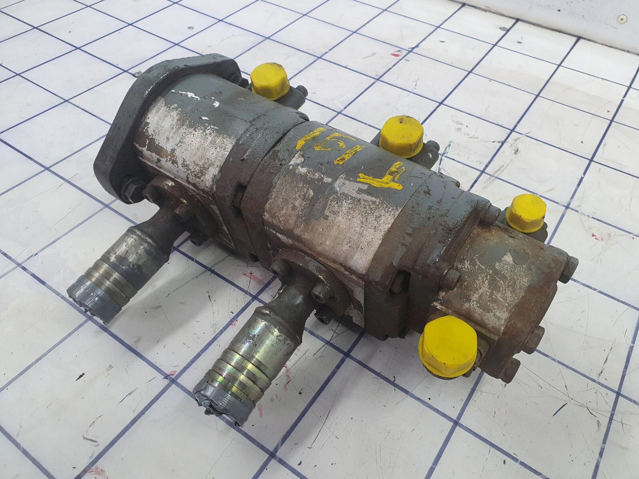 Liebherr LTM 1050-1 TRIPLE GEAR PUMP - Bomba hidráulica para Autogrúa: foto 3 Liebherr LTM 1050-1 TRIPLE GEAR PUMP - Bomba hidráulica para Autogrúa: foto 3