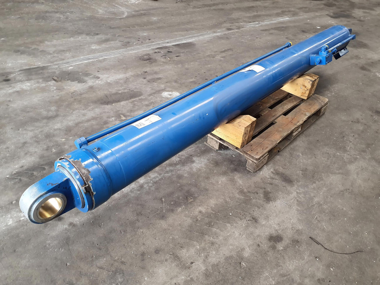Liebherr LTM 1050-3.1 boom cylinder - Cilindro hidráulico para Grúa: foto 2 Liebherr LTM 1050-3.1 boom cylinder - Cilindro hidráulico para Grúa: foto 2