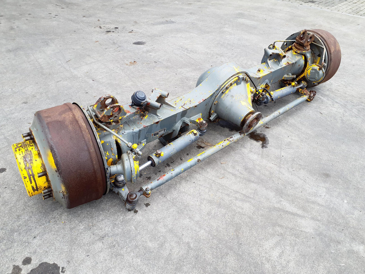Liebherr LTM 1160-2 axle 1 - Eje y piezas para Autogrúa: foto 3 Liebherr LTM 1160-2 axle 1 - Eje y piezas para Autogrúa: foto 3