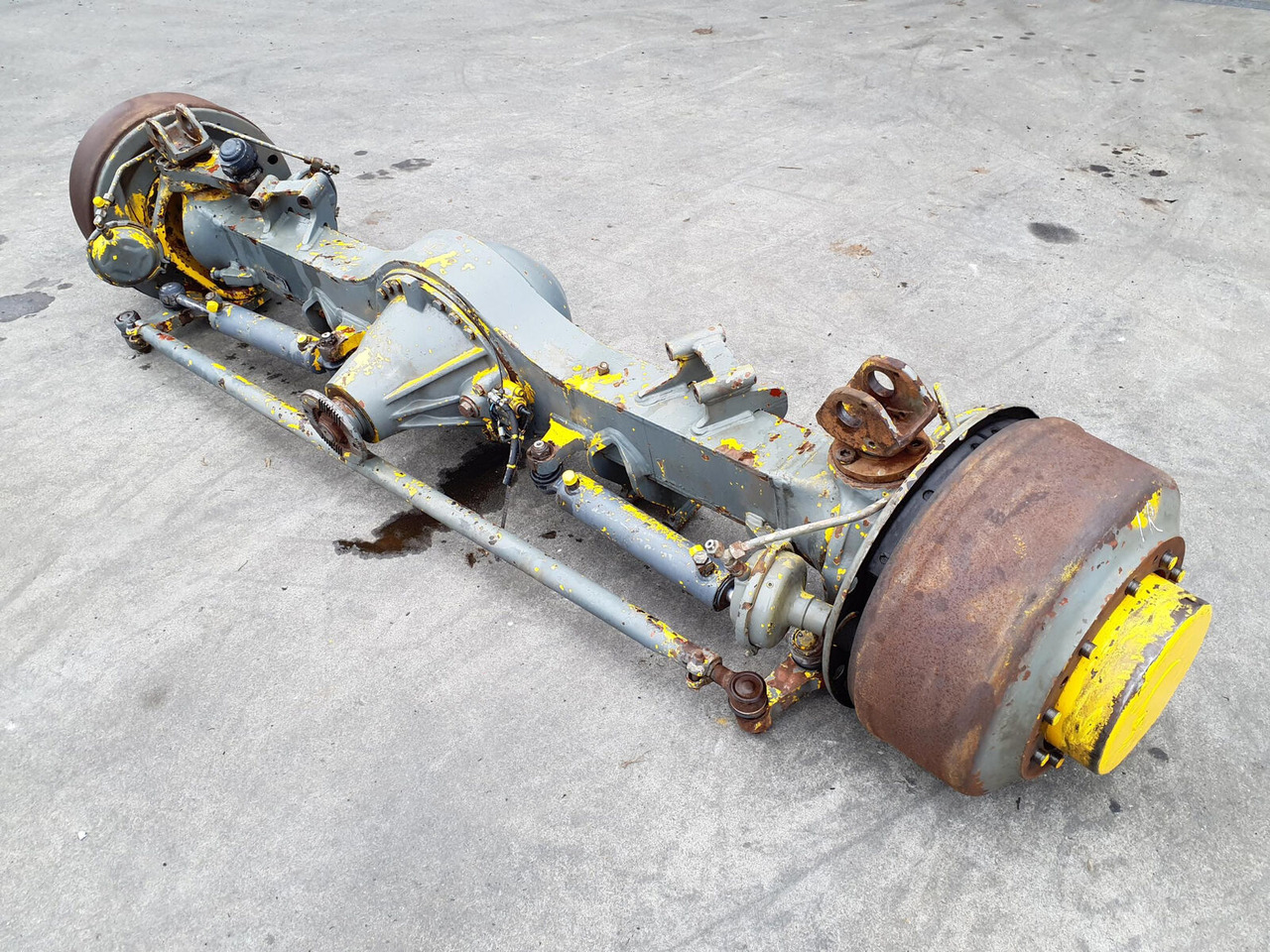 Liebherr LTM 1160-2 axle 1 - Eje y piezas para Autogrúa: foto 2 Liebherr LTM 1160-2 axle 1 - Eje y piezas para Autogrúa: foto 2