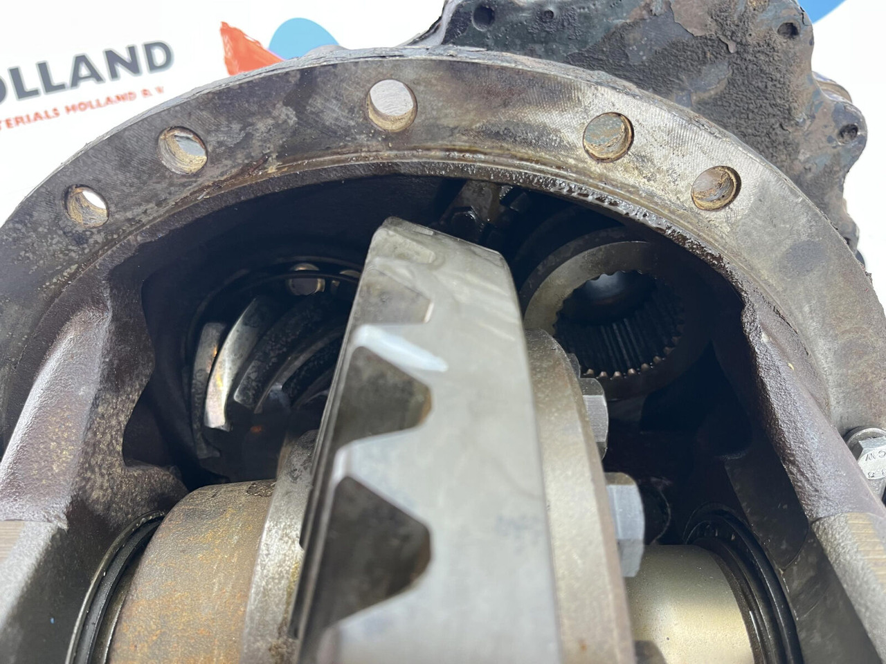 Liebherr LTM 1160 drive through differential 13x35 axle 5 - Diferencial para Autogrúa: foto 5 Liebherr LTM 1160 drive through differential 13x35 axle 5 - Diferencial para Autogrúa: foto 5