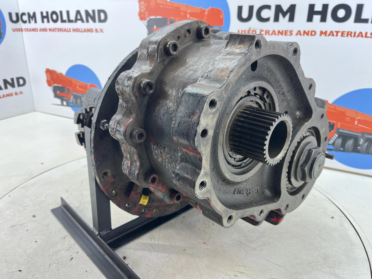Liebherr LTM 1160 drive through differential 13x35 axle 5 - Diferencial para Autogrúa: foto 4 Liebherr LTM 1160 drive through differential 13x35 axle 5 - Diferencial para Autogrúa: foto 4