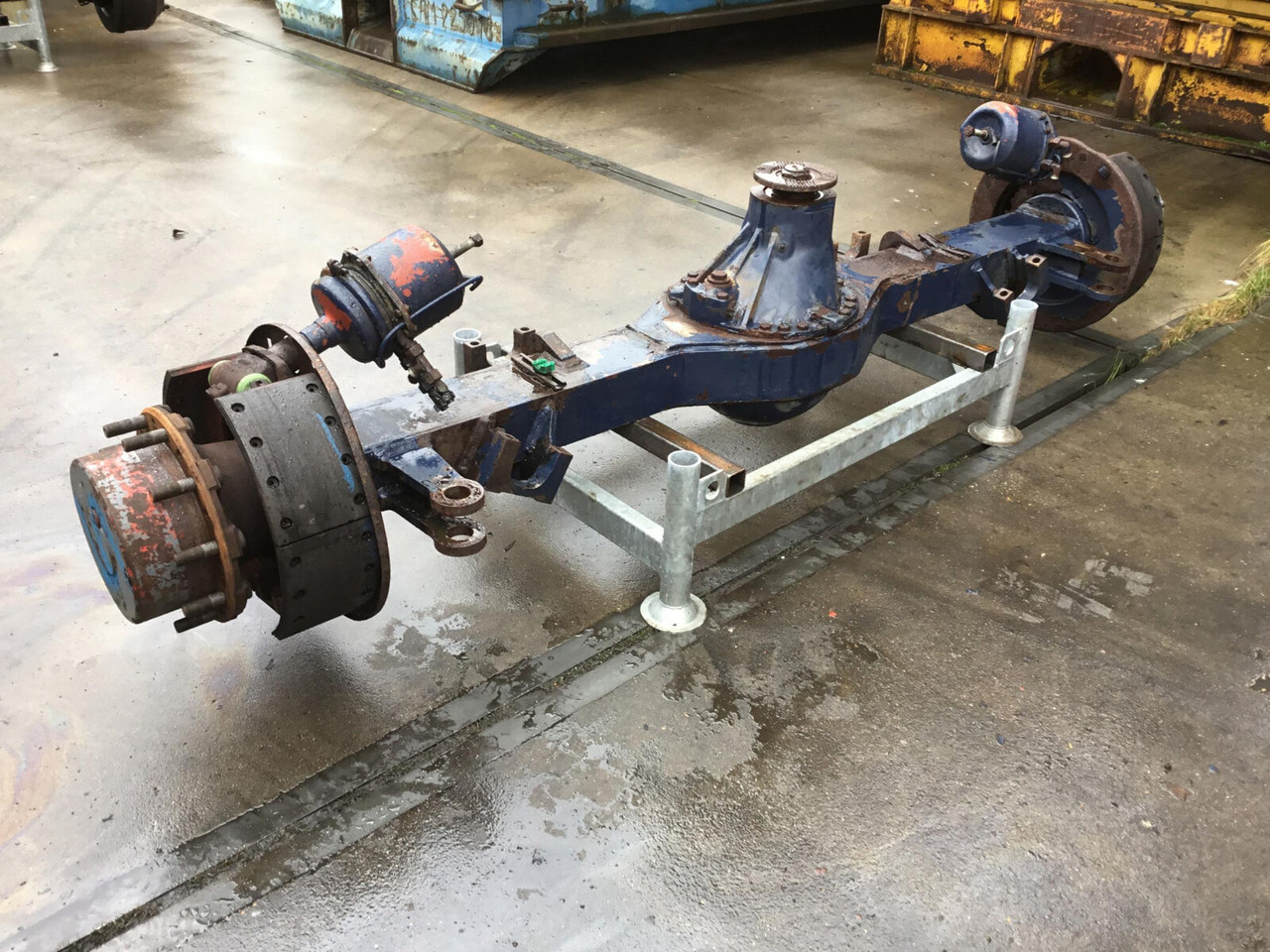 Liebherr LTM 1300 axle 5 - Eje y piezas para Autogrúa: foto 1 Liebherr LTM 1300 axle 5 - Eje y piezas para Autogrúa: foto 1