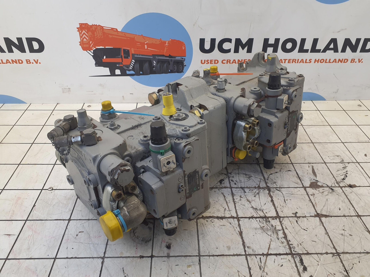 Liebherr LTM 1400-7.1 variabele pump - Bomba hidráulica para Autogrúa: foto 4 Liebherr LTM 1400-7.1 variabele pump - Bomba hidráulica para Autogrúa: foto 4