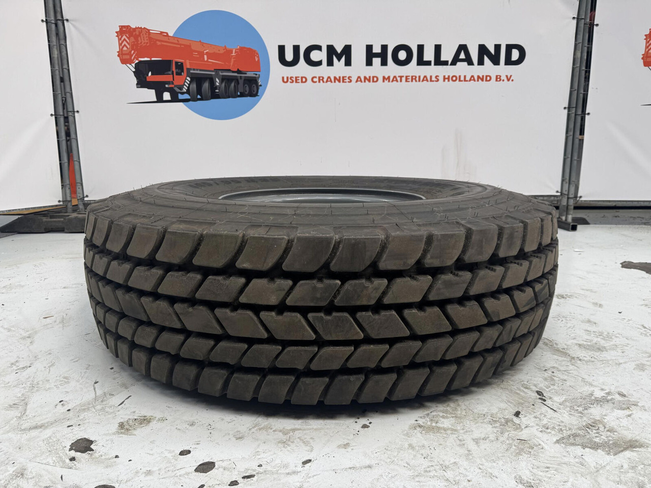 Liebherr Wheel 445/95 R25 10 12 1p - Rueda completa para Grúa: foto 3 Liebherr Wheel 445/95 R25 10 12 1p - Rueda completa para Grúa: foto 3