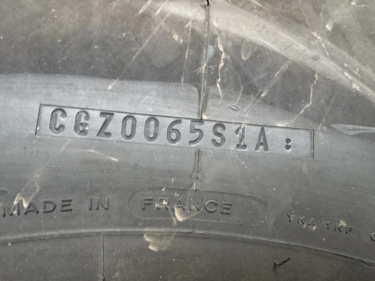 Liebherr Wheel 445/95 R25 10 12 1p - Rueda completa para Grúa: foto 4 Liebherr Wheel 445/95 R25 10 12 1p - Rueda completa para Grúa: foto 4