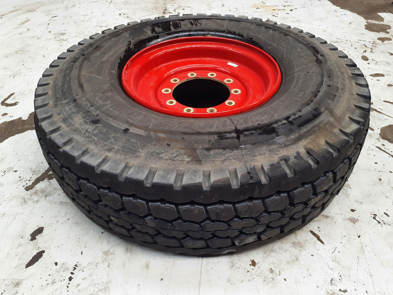 Liebherr Wheel 445/95R25 10 12 1p - Rueda completa para Grúa: foto 1 Liebherr Wheel 445/95R25 10 12 1p - Rueda completa para Grúa: foto 1