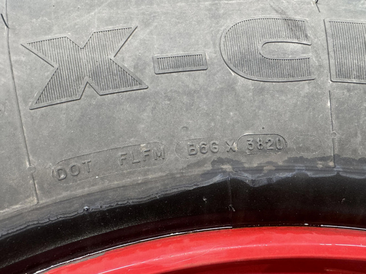 Liebherr Wheel 445/95R25 10 12 1p - Rueda completa para Grúa: foto 5 Liebherr Wheel 445/95R25 10 12 1p - Rueda completa para Grúa: foto 5
