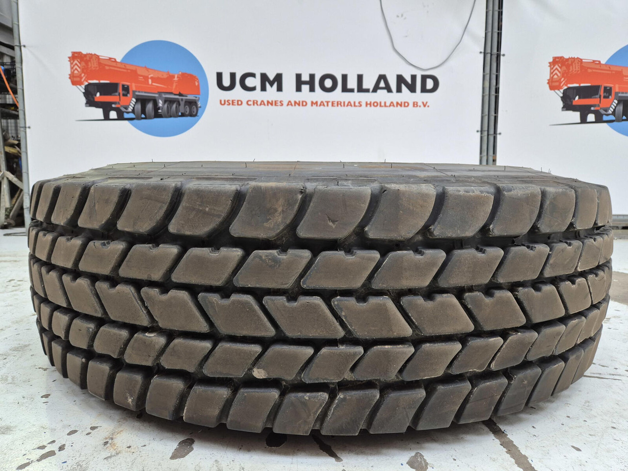 Liebherr Wheel 445/95R25 10 12 1p - Rueda completa para Grúa: foto 3 Liebherr Wheel 445/95R25 10 12 1p - Rueda completa para Grúa: foto 3