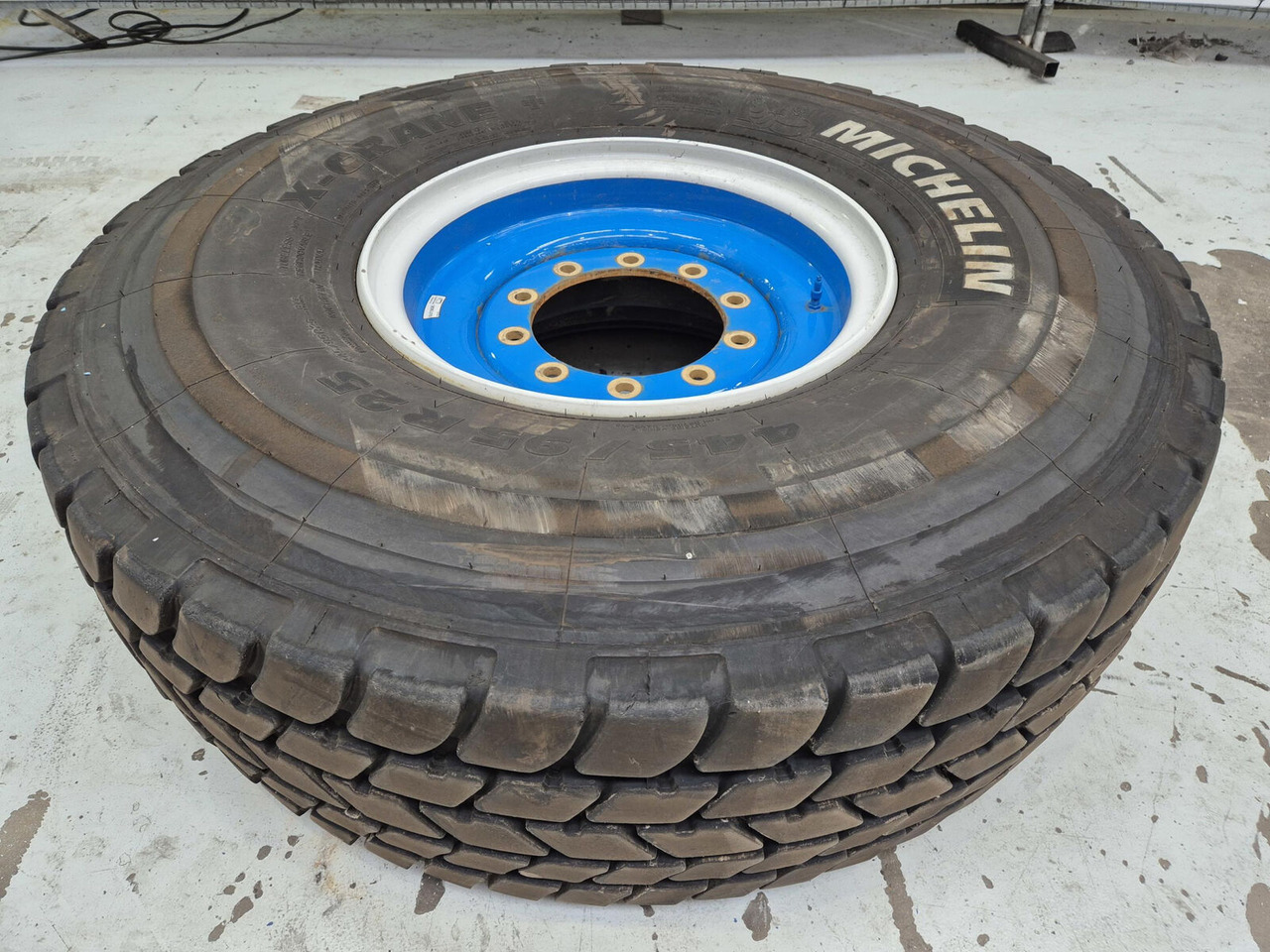 Liebherr Wheel 445/95R25 10 12 1p - Rueda completa para Grúa: foto 1 Liebherr Wheel 445/95R25 10 12 1p - Rueda completa para Grúa: foto 1