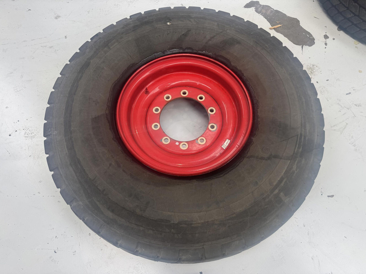 Liebherr Wheel 445/95R25 10 12 1p - Rueda completa para Grúa: foto 1 Liebherr Wheel 445/95R25 10 12 1p - Rueda completa para Grúa: foto 1