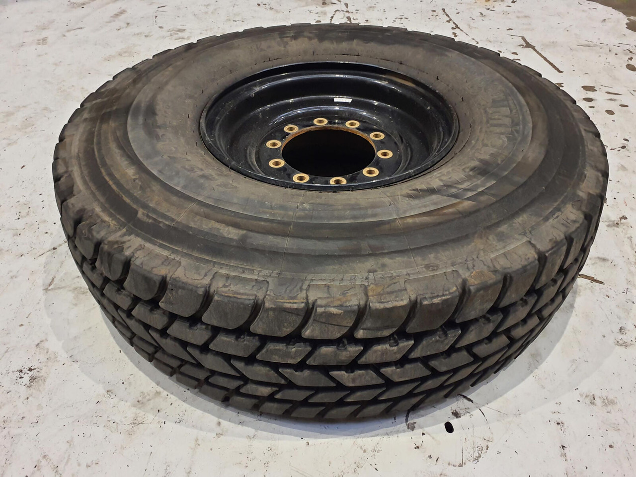 Liebherr Wheel 445/95R25 10 12 1p - Rueda completa para Grúa: foto 1 Liebherr Wheel 445/95R25 10 12 1p - Rueda completa para Grúa: foto 1