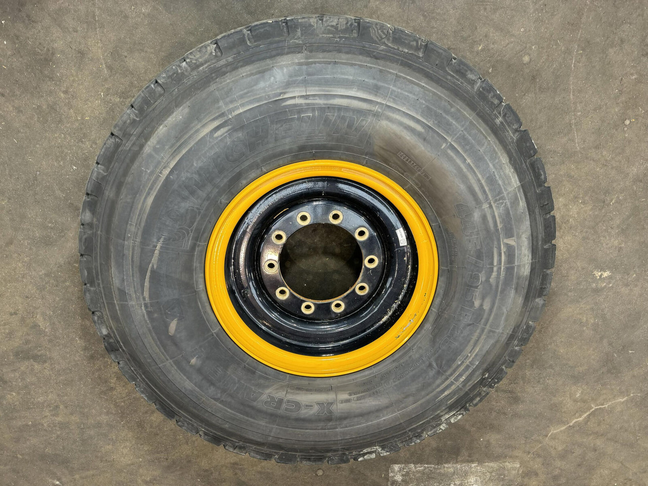 Michelin Wheel 445/95R25 10 12.3 1p - Rueda completa para Grúa: foto 1 Michelin Wheel 445/95R25 10 12.3 1p - Rueda completa para Grúa: foto 1