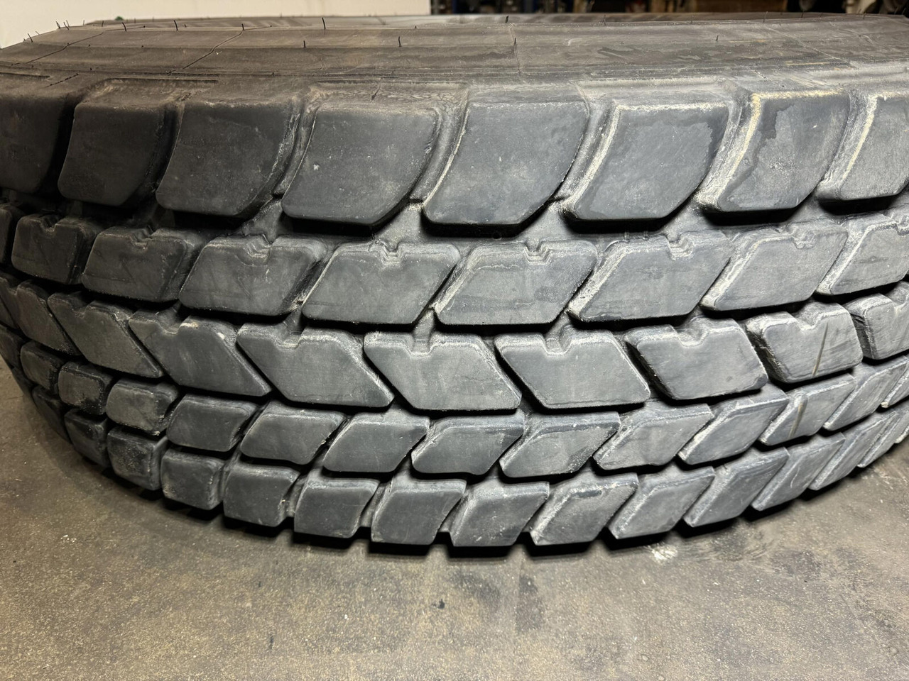 Michelin Wheel 445/95R25 10 12.3 1p - Rueda completa: foto 3 Michelin Wheel 445/95R25 10 12.3 1p - Rueda completa: foto 3