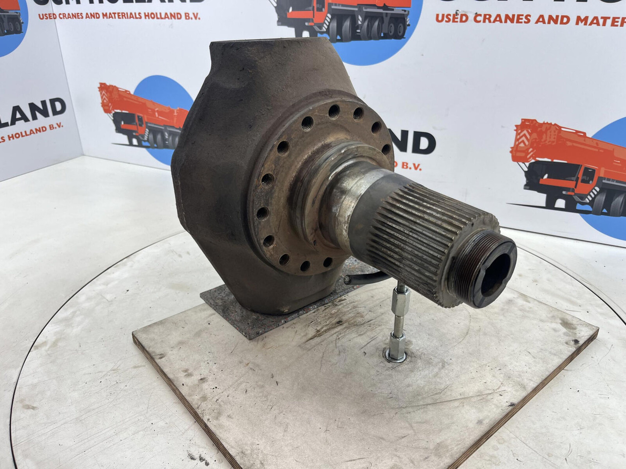 PPM ATT 400 Steering knuckle 16 holes axle 1 - Mangueta para Grúa: foto 3 PPM ATT 400 Steering knuckle 16 holes axle 1 - Mangueta para Grúa: foto 3