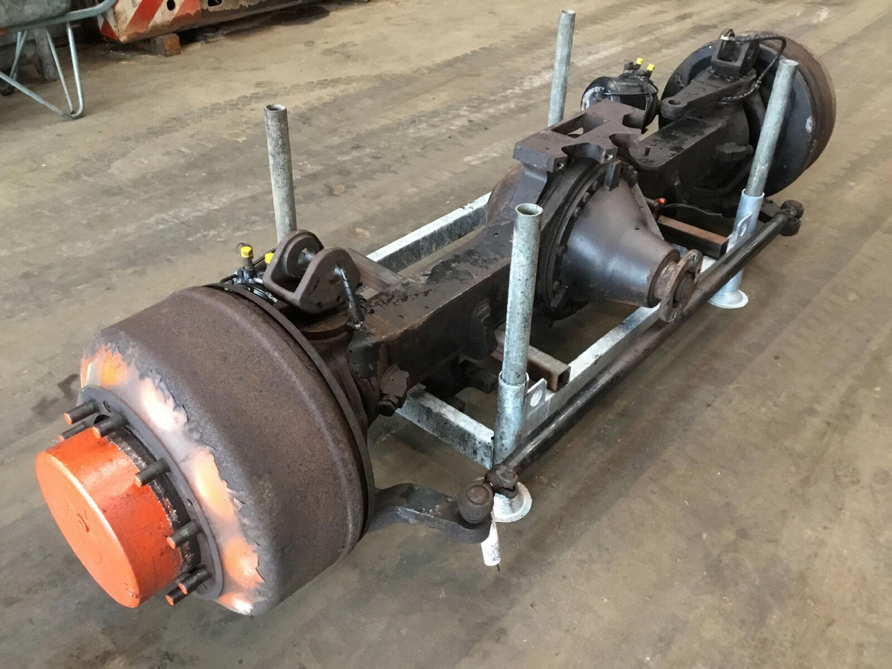 Terex AC 100 axle 5 - Eje y piezas para Autogrúa: foto 2 Terex AC 100 axle 5 - Eje y piezas para Autogrúa: foto 2