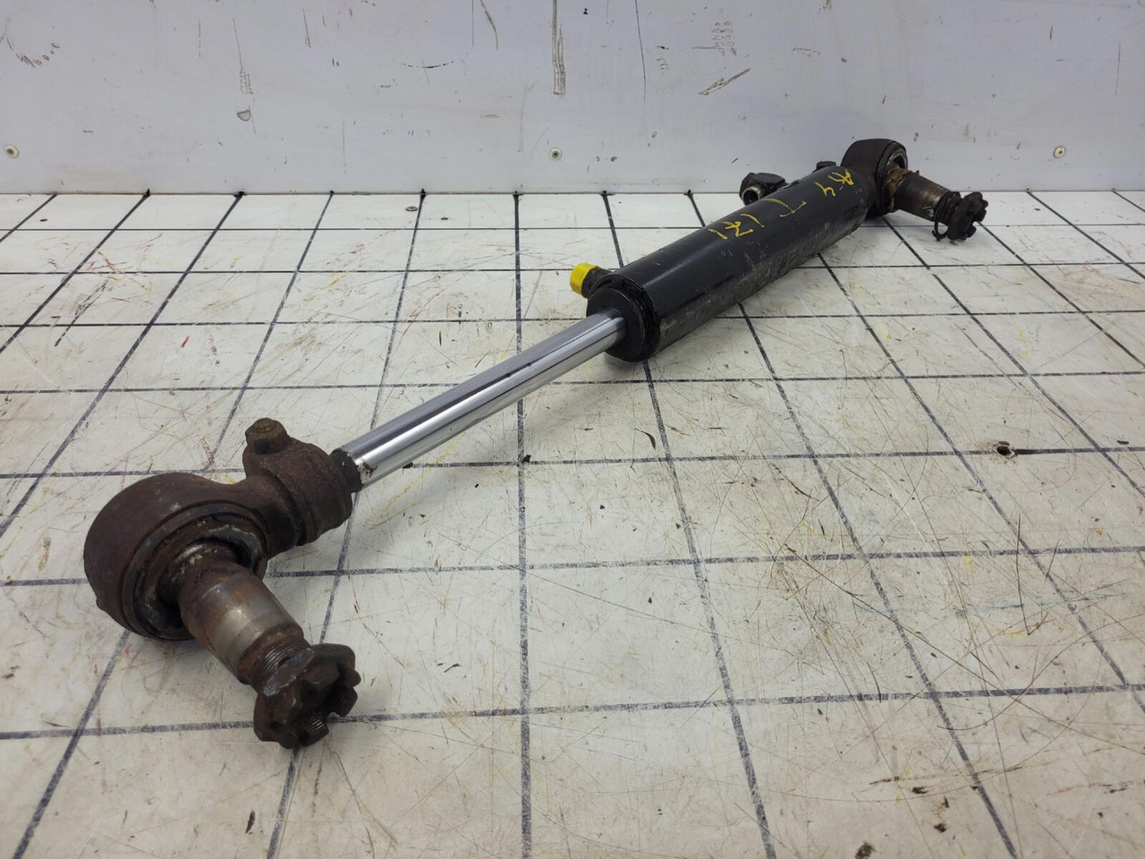 Terex AC 205 Steering cylinder - Cilindro hidráulico para Autogrúa: foto 2 Terex AC 205 Steering cylinder - Cilindro hidráulico para Autogrúa: foto 2