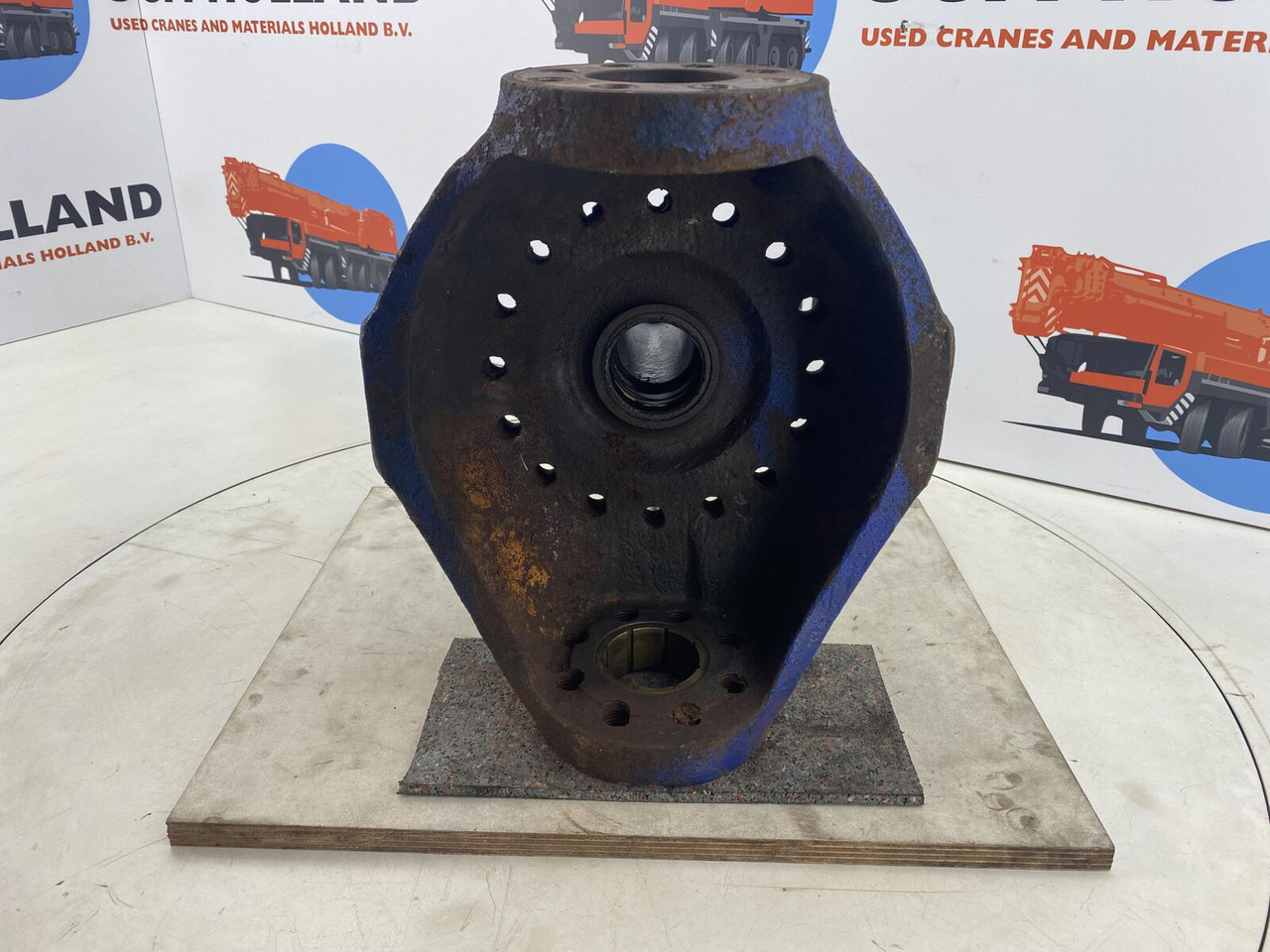 Terex AC 205 Steering knuckle 16 holes - Mangueta para Autogrúa: foto 5 Terex AC 205 Steering knuckle 16 holes - Mangueta para Autogrúa: foto 5