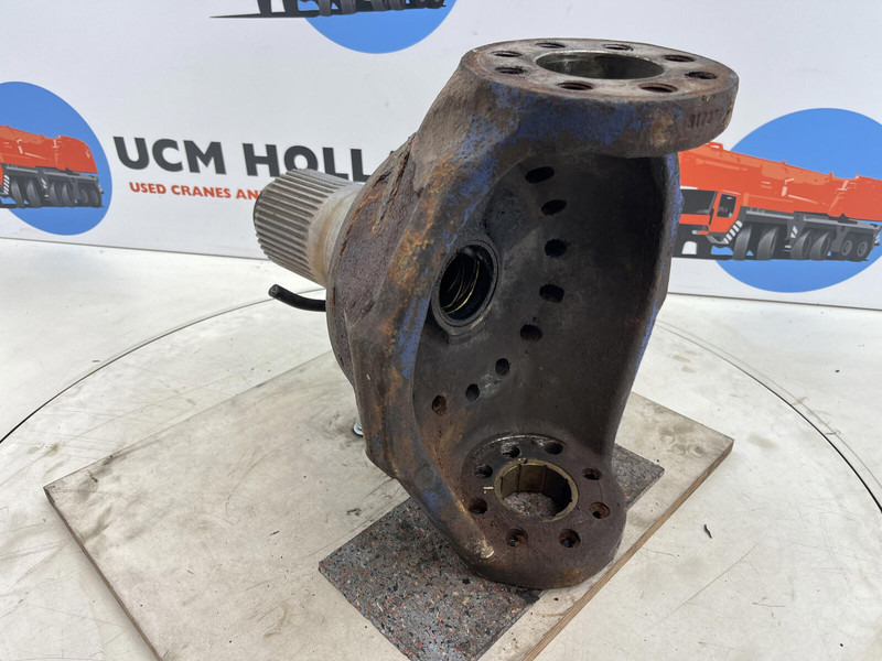 Terex AC 205 Steering knuckle 16 holes axle 3 - Mangueta: foto 4 Terex AC 205 Steering knuckle 16 holes axle 3 - Mangueta: foto 4