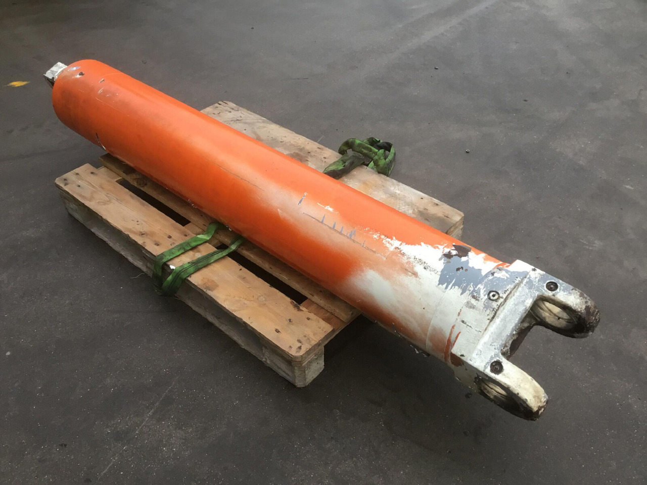 Terex AC 75 boom lift cylinder - Cilindro hidráulico para Autogrúa: foto 2 Terex AC 75 boom lift cylinder - Cilindro hidráulico para Autogrúa: foto 2