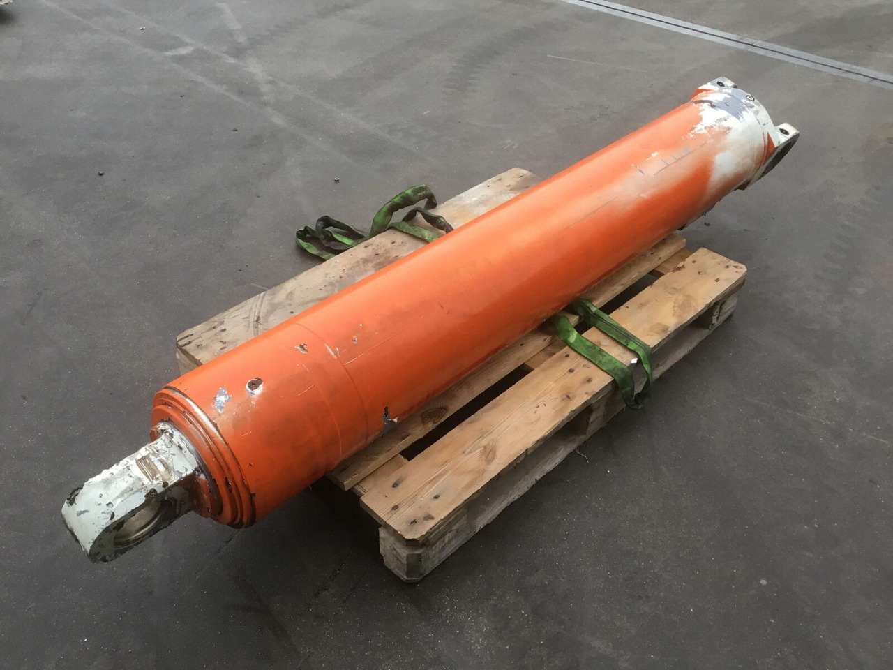 Terex AC 75 boom lift cylinder - Cilindro hidráulico para Autogrúa: foto 1 Terex AC 75 boom lift cylinder - Cilindro hidráulico para Autogrúa: foto 1