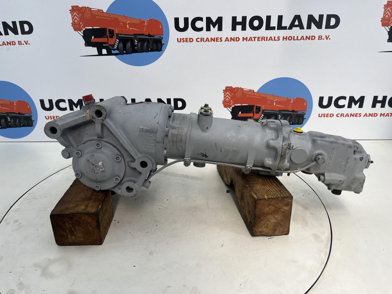 Terex C 400 steering box - Caja de dirección para Autogrúa: foto 5 Terex C 400 steering box - Caja de dirección para Autogrúa: foto 5