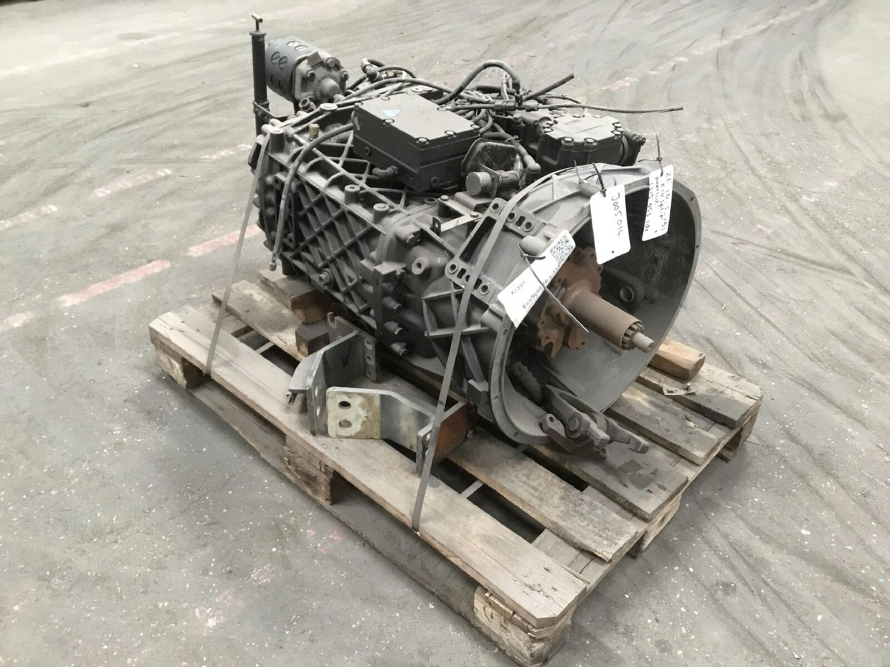 ZF ATF 60-4 gearbox EcoSplit 16-S-151 - Caja de cambios para Autogrúa: foto 1 ZF ATF 60-4 gearbox EcoSplit 16-S-151 - Caja de cambios para Autogrúa: foto 1