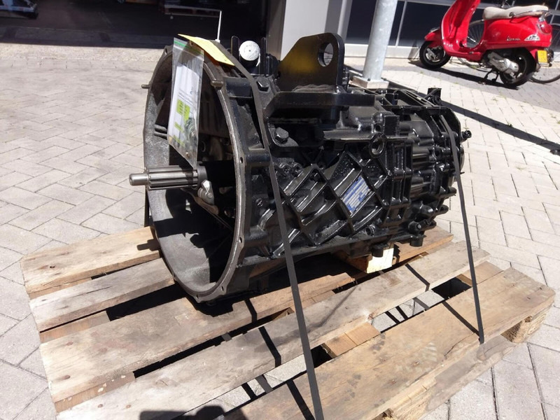 ZF LTM 1055-3.2 gearbox Astronic 12 AS 2302 - Caja de cambios para Grúa: foto 1 ZF LTM 1055-3.2 gearbox Astronic 12 AS 2302 - Caja de cambios para Grúa: foto 1