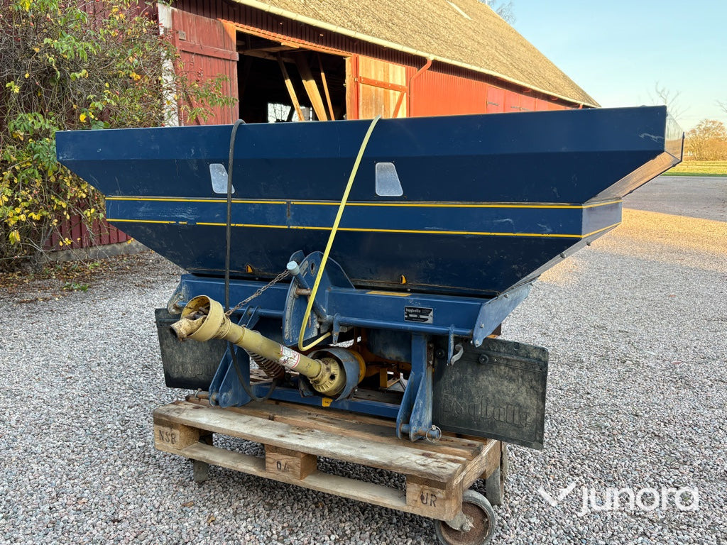 Gödningsspridare – Bogballe, M1 Trend - Esparcidor de fertilizantes: foto 3 Gödningsspridare – Bogballe, M1 Trend - Esparcidor de fertilizantes: foto 3