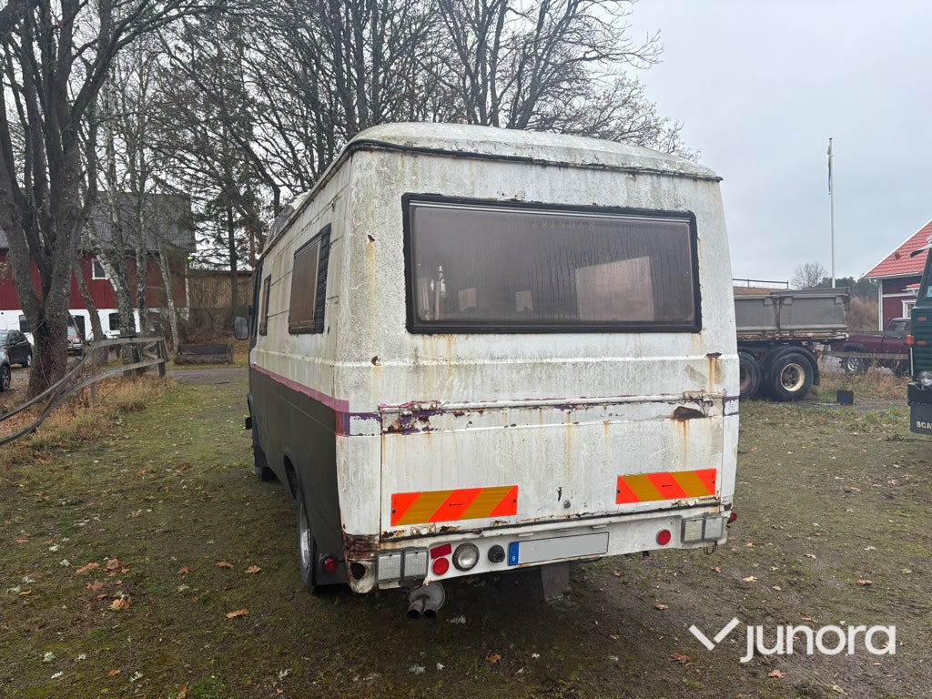 Husbil - Mercedes Benz, L 508 D35 - Cámper: foto 4 Husbil - Mercedes Benz, L 508 D35 - Cámper: foto 4