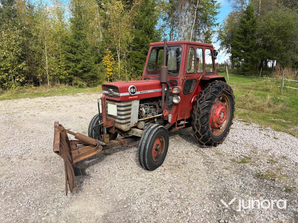 Massey Ferguson 165 - Tractor: foto 1 Massey Ferguson 165 - Tractor: foto 1