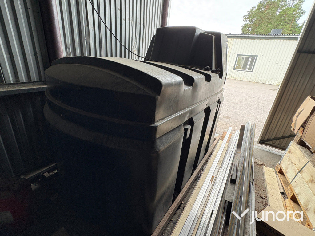Titan Eco Fuelmaster - Tanque de almacenamiento: foto 2 Titan Eco Fuelmaster - Tanque de almacenamiento: foto 2