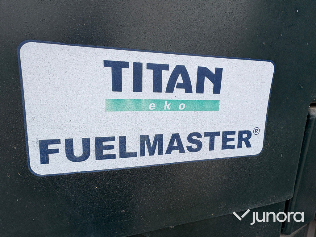 Titan Eco Fuelmaster - Tanque de almacenamiento: foto 3 Titan Eco Fuelmaster - Tanque de almacenamiento: foto 3