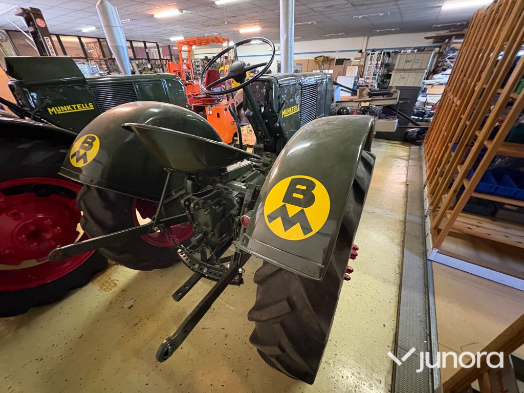 Traktor Bolinder Munktell BM10 - Tractor: foto 5 Traktor Bolinder Munktell BM10 - Tractor: foto 5