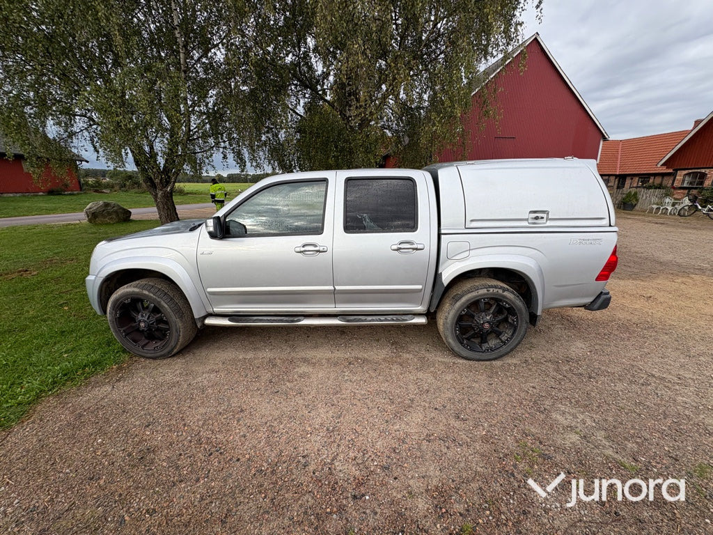 Transportbil - Isuzu Crew 3.0 AT - Pick-up: foto 2 Transportbil - Isuzu Crew 3.0 AT - Pick-up: foto 2