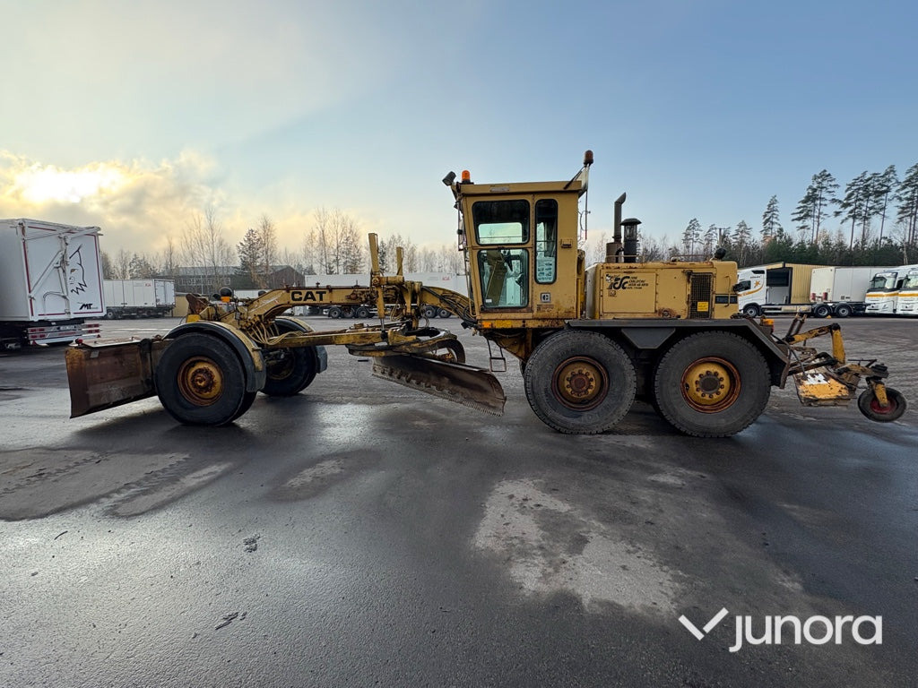 Vägskrapa - Caterpillar, 120G - Mototraílla: foto 3 Vägskrapa - Caterpillar, 120G - Mototraílla: foto 3