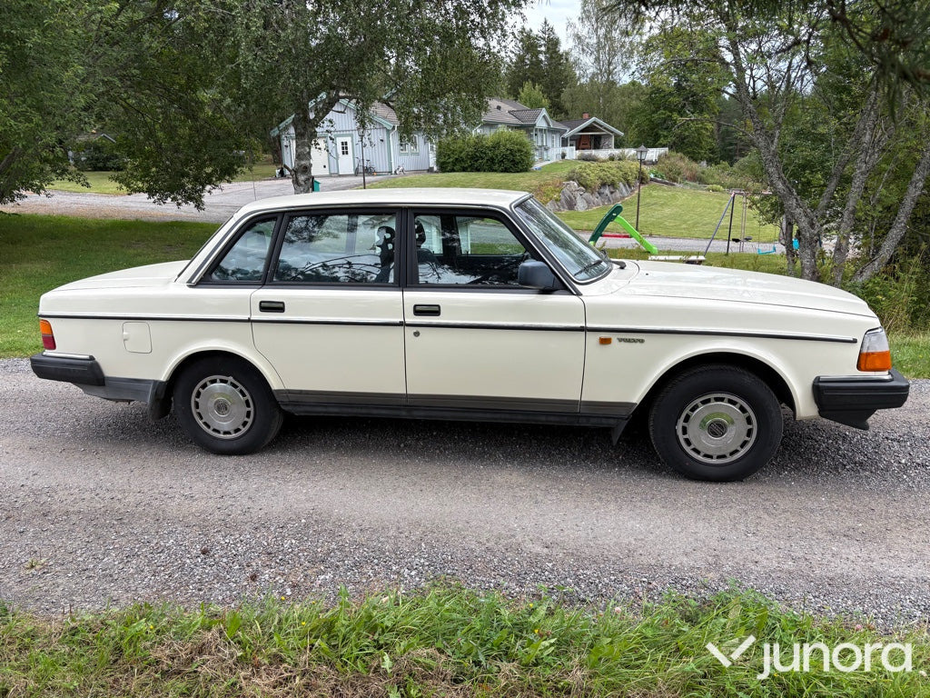 Volvo 240 GL– Veteranfordon - Coche: foto 2 Volvo 240 GL– Veteranfordon - Coche: foto 2