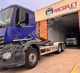 Mercedes Actros 2842 - Camión multibasculante: foto 1 Mercedes Actros 2842 - Camión multibasculante: foto 1