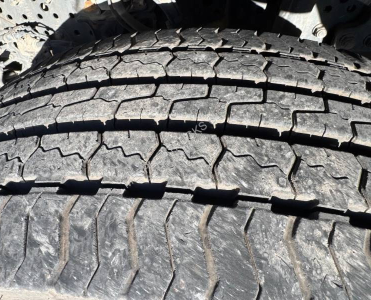 Mercedes Antos 1843 - Camión multibasculante: foto 3 Mercedes Antos 1843 - Camión multibasculante: foto 3