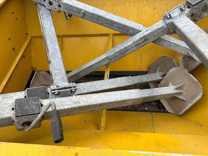 Nido Stratos B06-27 PAX - Esparcidor de sal: foto 5 Nido Stratos B06-27 PAX - Esparcidor de sal: foto 5